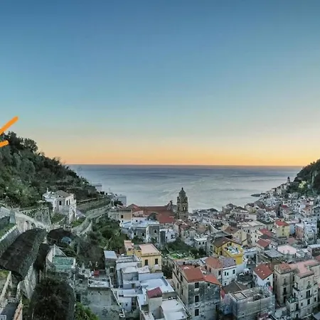 לינה וארוחת בוקר O' Lattariello