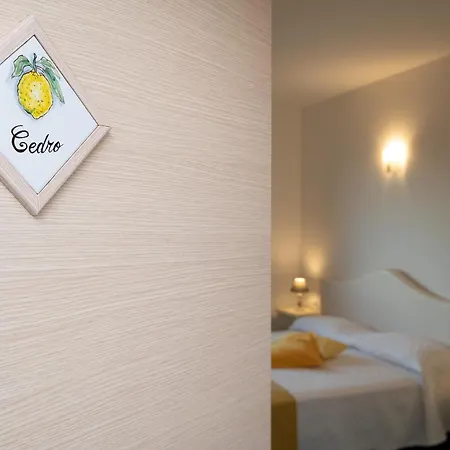 O' Lattariello לינה וארוחת בוקר